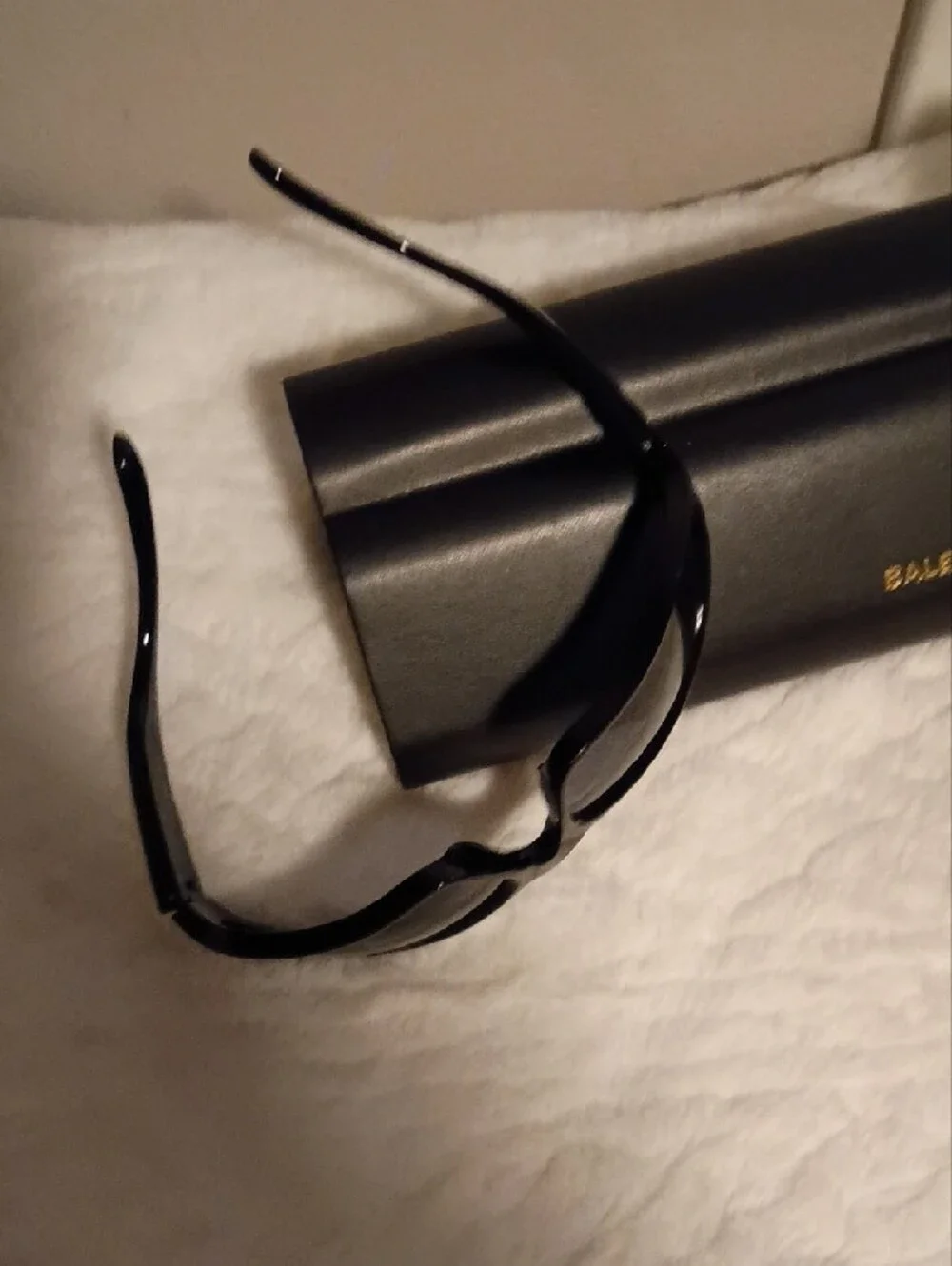 Balenciaga Black Men's Oversized Sunglasses with Branded Case